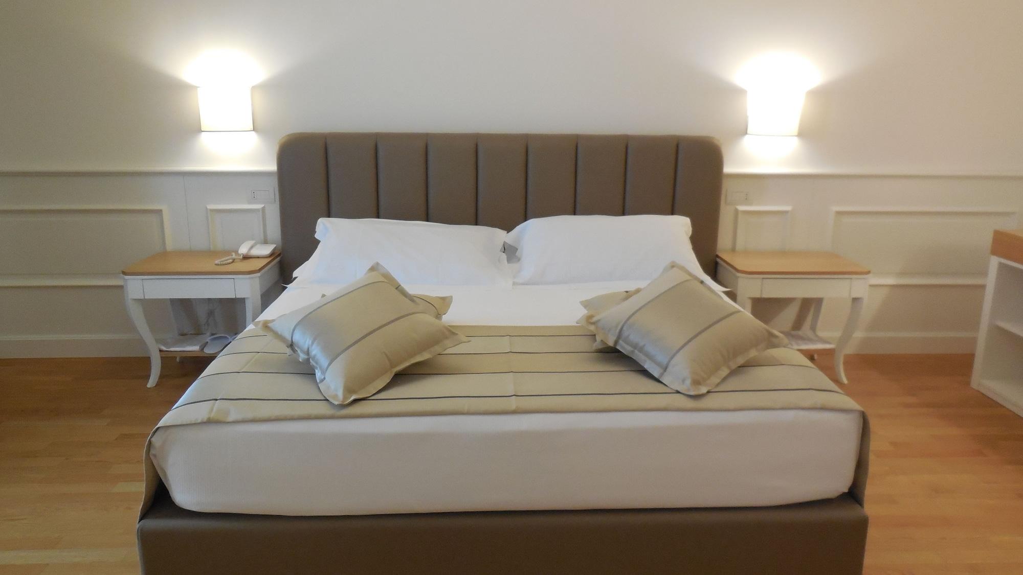 Hotel Marechiaro Джицерия Екстериор снимка